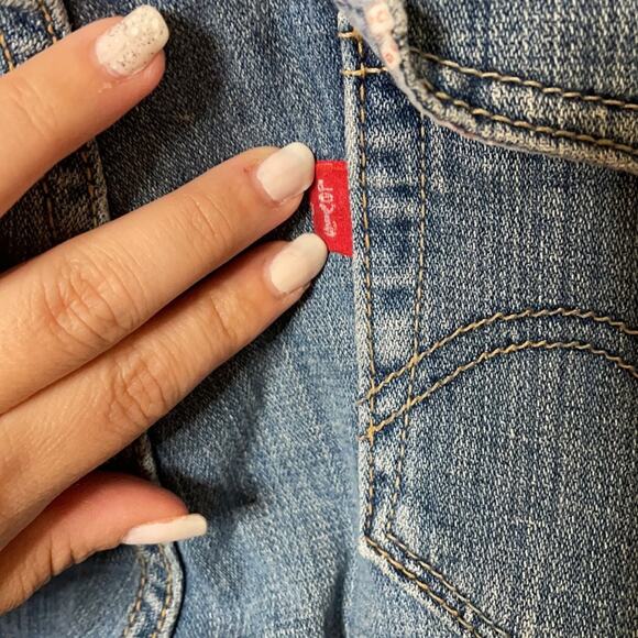 Levi’s capris 515 size 6 - Picture 7 of 9